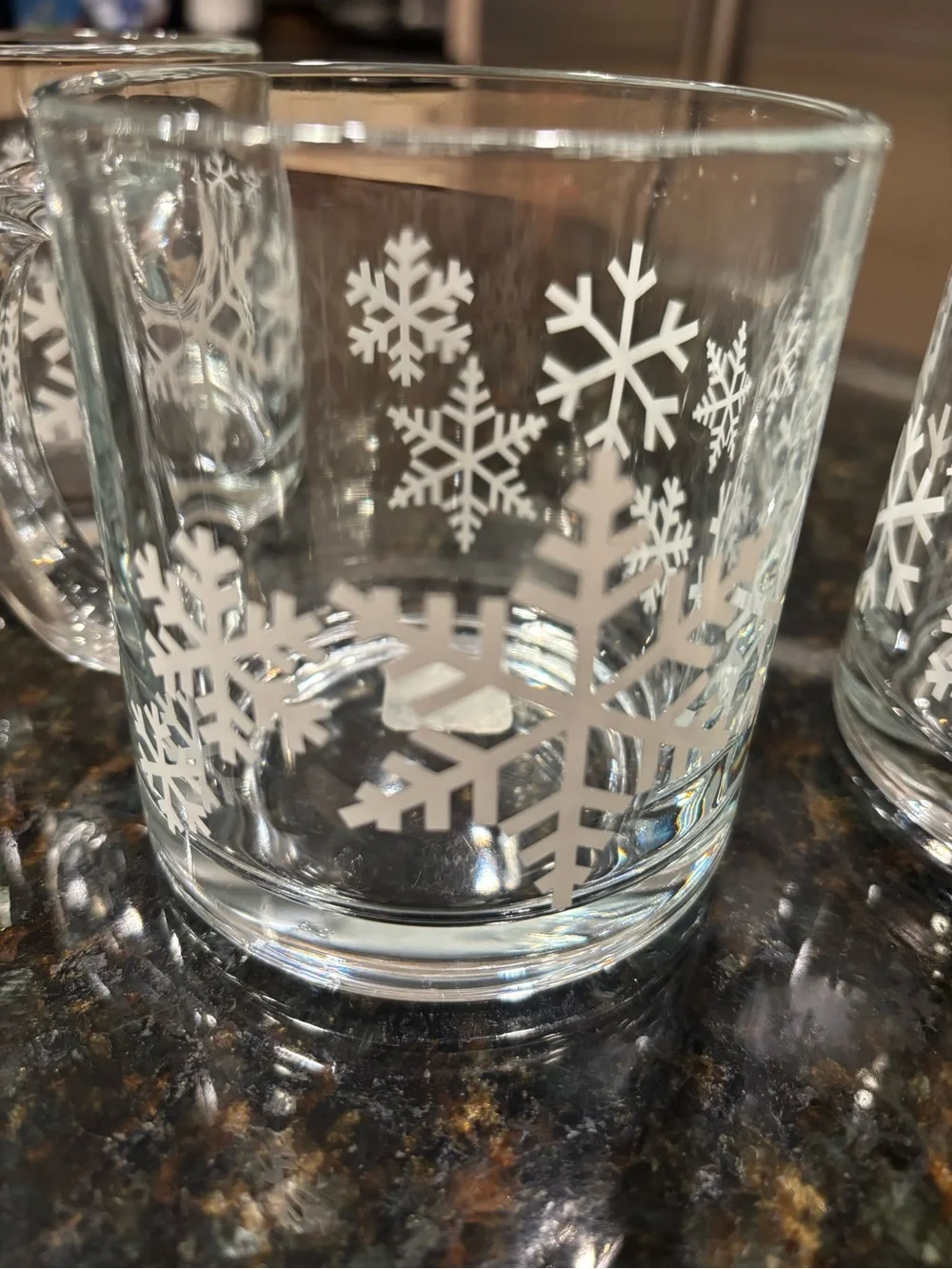 Crate & Barrel Set of 3 Snowflake White and Clear Glass Mugs. Made In USA New!